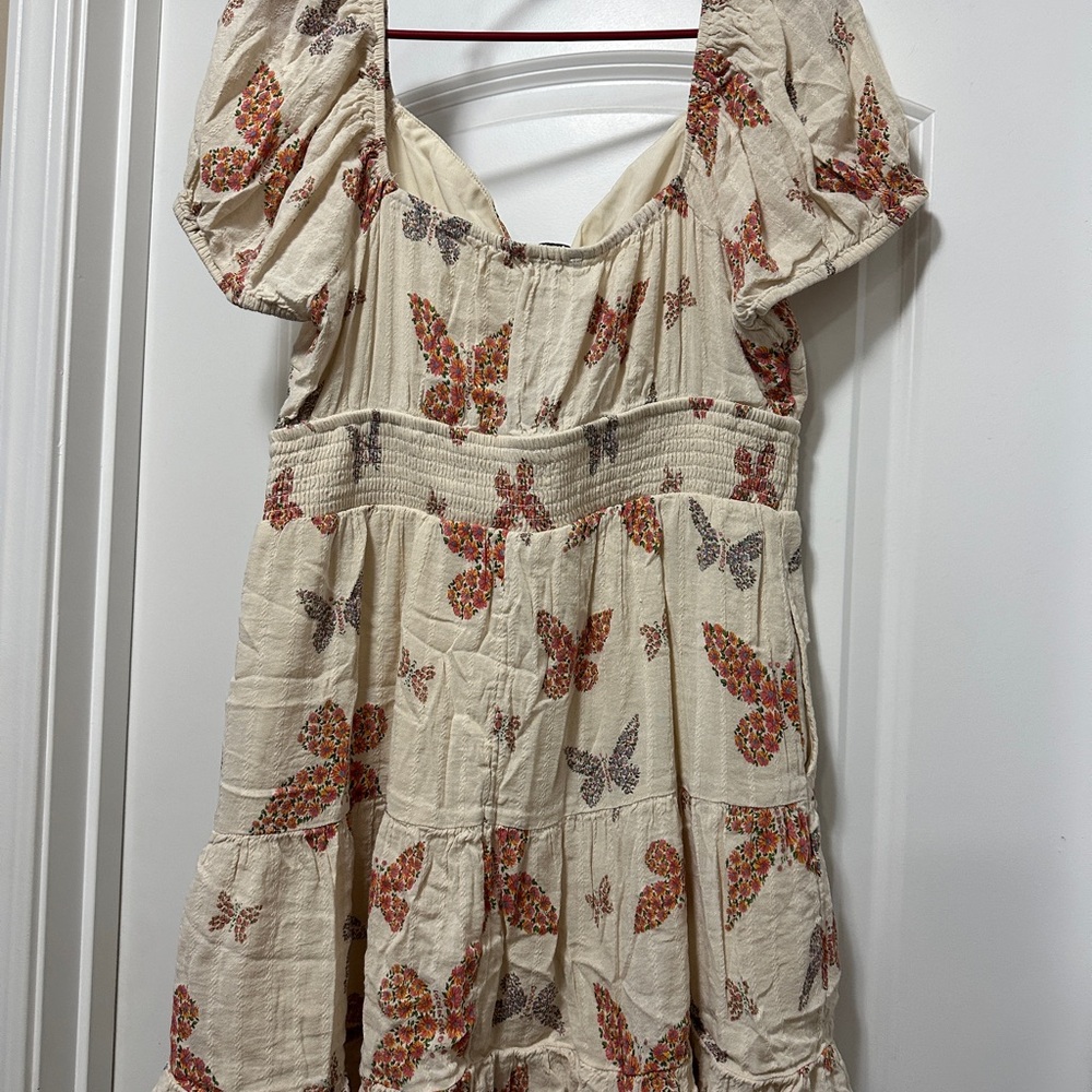 American Eagle Outfitters Cream Dress with Butterfly Print - Picture 3 of 3